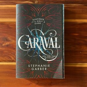 BOOK : Caraval